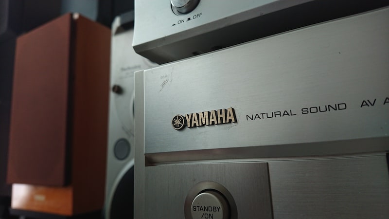 ヤマハのAVアンプ「DSP-AX2」とスピーカー「NS-1 Classics」を導入 