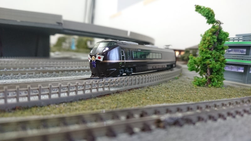 KATO E655系　なごみ　お召し列車 Amazon | KATO 10-1123 4935-1 E655系 和 なごみ 特別車両 お